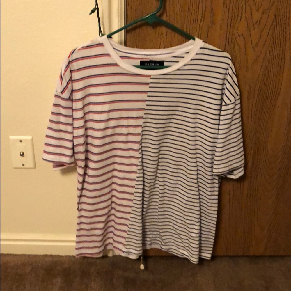Cross over tee